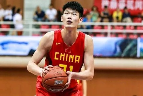 关于里程碑夜！勒沃库森外线爆发，CBA常规赛加时末段刷纪录，气氛紧张，球探报告显示潜力的信息-9体育